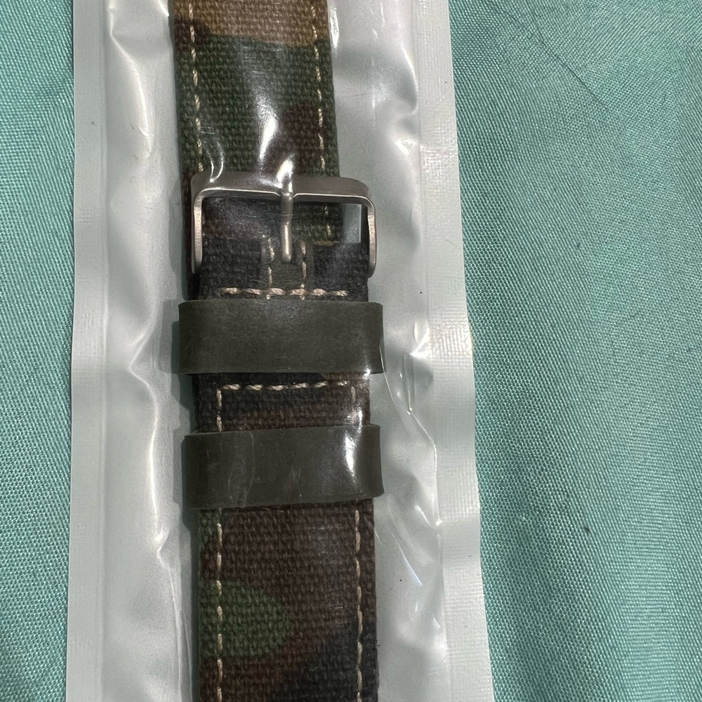 Apple Watch 7 Camouflage Bands (2)